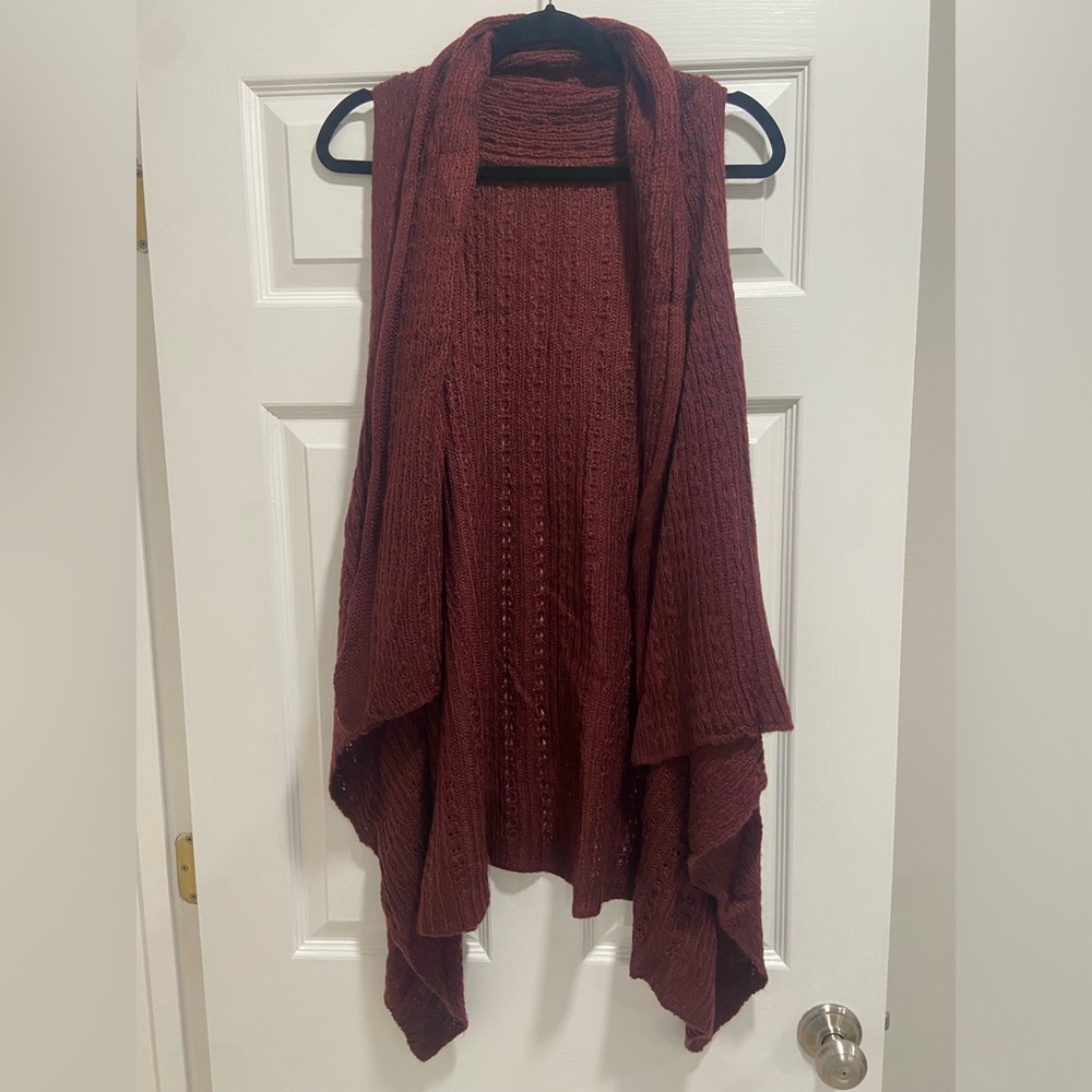 Women’s One Size Burgundy Long Sleeveless Open Front Knit Sweater from Boutique